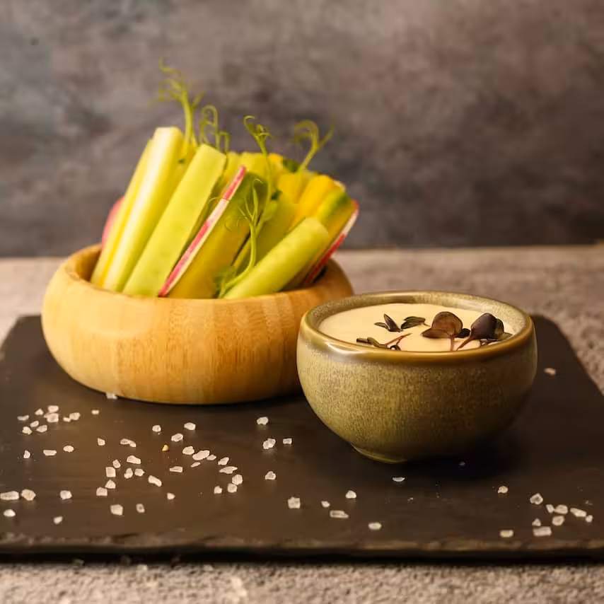 Фото Крудите с соусом «Блю Чиз»